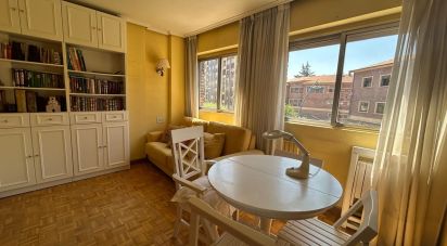 Apartment 3 bedrooms of 100 m² in León (24004)
