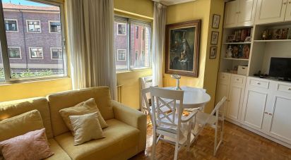 Apartment 3 bedrooms of 100 m² in León (24004)
