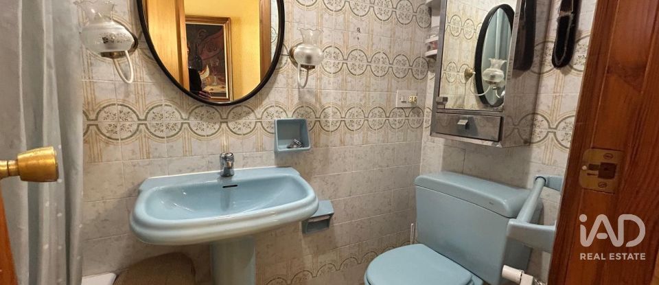 Pis 3 habitacions de 100 m² a León (24004)