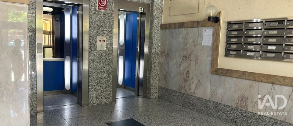 Pis 3 habitacions de 100 m² a León (24004)