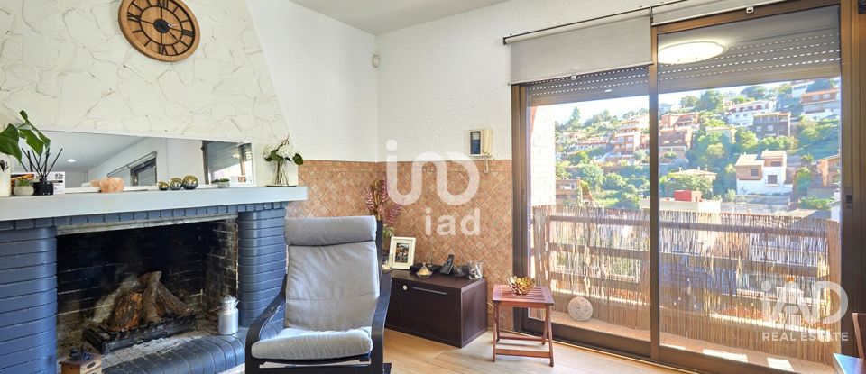 Casa 4 habitacions de 252 m² a Santa Coloma de Cervelló (08690)