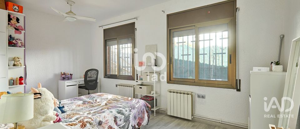 Casa 4 habitacions de 252 m² a Santa Coloma de Cervelló (08690)