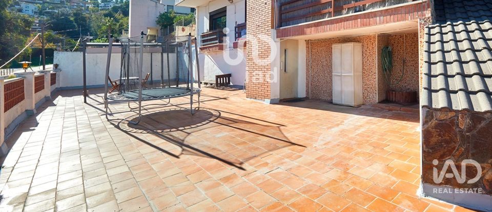 Casa 4 habitacions de 252 m² a Santa Coloma de Cervelló (08690)