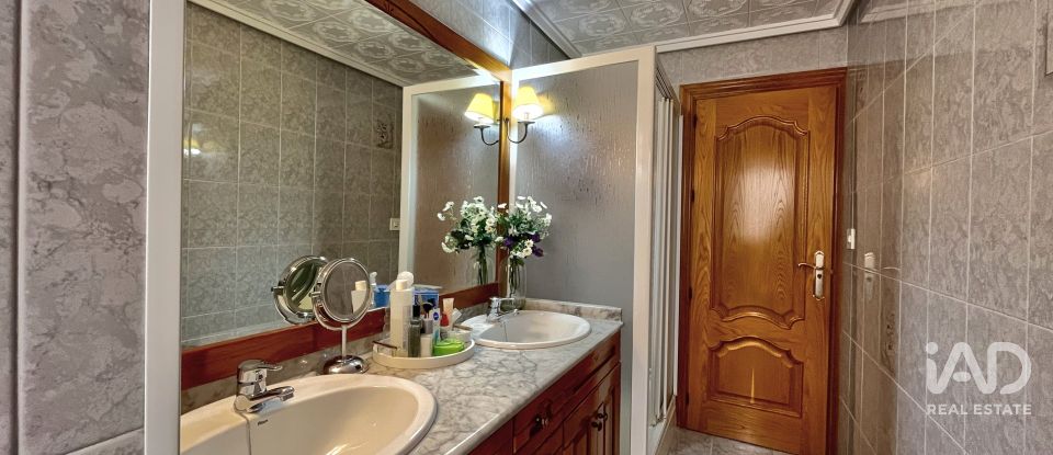 Pis 3 habitacions de 104 m² a Novelda (03660)