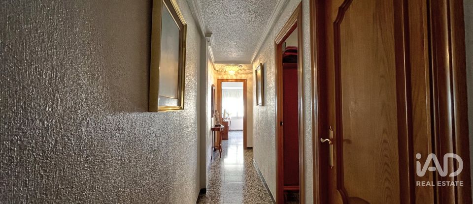 Pis 3 habitacions de 104 m² a Novelda (03660)