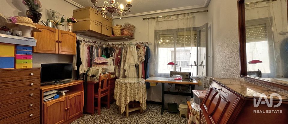 Pis 3 habitacions de 104 m² a Novelda (03660)