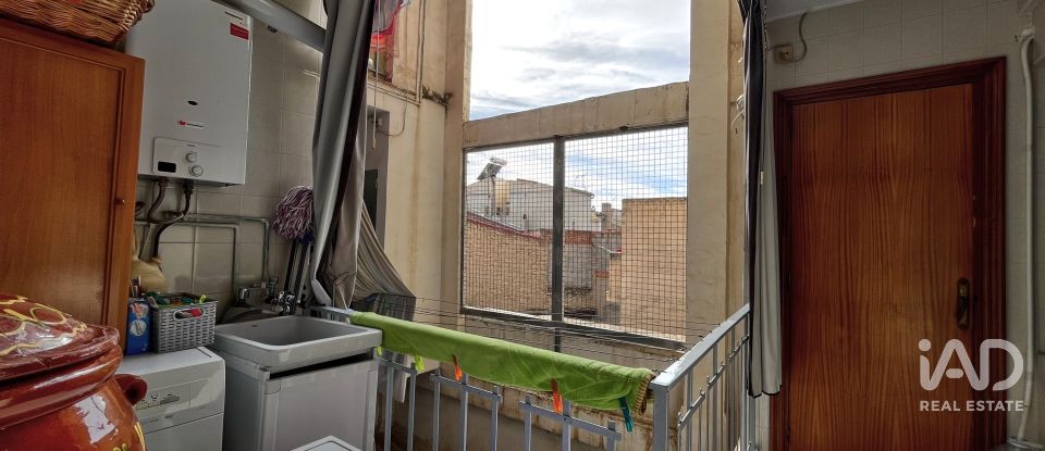 Pis 3 habitacions de 104 m² a Novelda (03660)