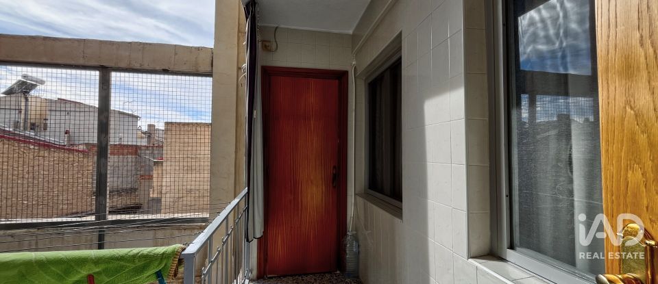 Pis 3 habitacions de 104 m² a Novelda (03660)