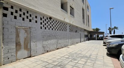 Shop / premises commercial of 131 m² in Urbanización Roquetas de Mar (04740)