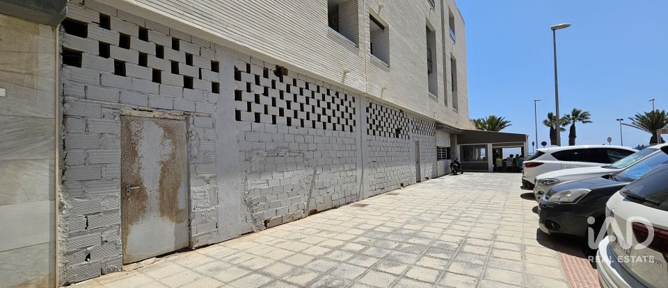 Shop / premises commercial of 131 m² in Urbanización Roquetas de Mar (04740)