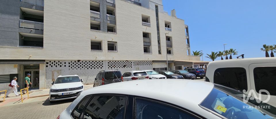 Shop / premises commercial of 131 m² in Urbanización Roquetas de Mar (04740)