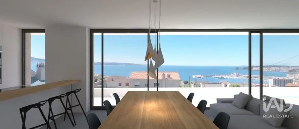 Chalet 4 habitaciones de 208 m² en A Carabuxeira (36969)