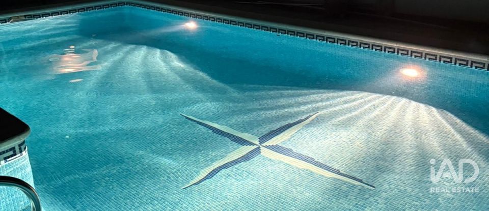 Chalet 4 habitaciones de 224 m² en Cunit (43881)