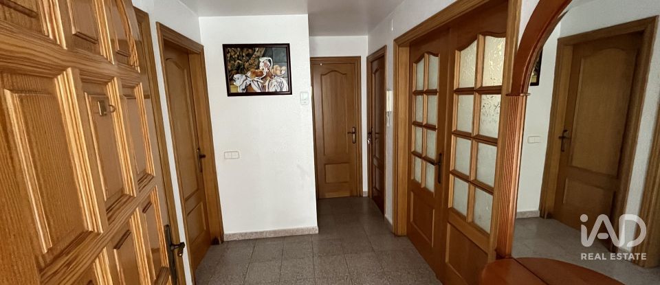 Chalet 4 habitaciones de 224 m² en Cunit (43881)