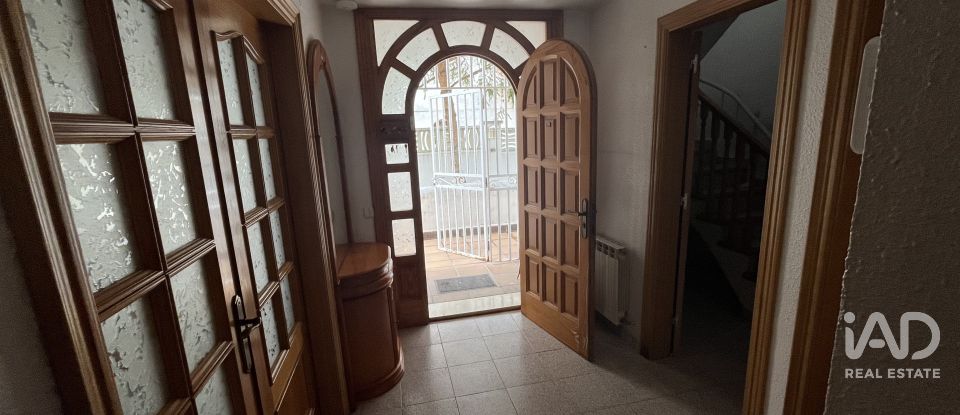 Chalet 4 habitaciones de 224 m² en Cunit (43881)