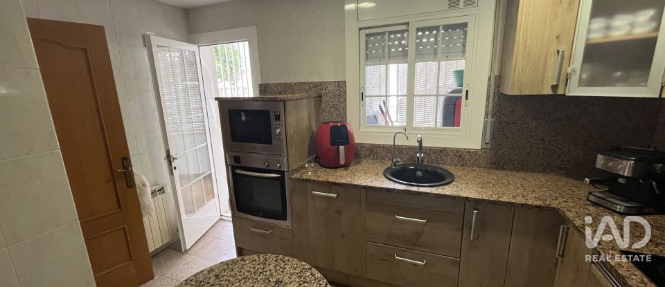 Chalet 4 habitaciones de 224 m² en Cunit (43881)