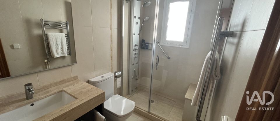 Chalet 4 habitaciones de 224 m² en Cunit (43881)