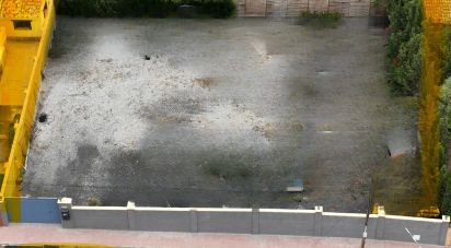 Building plot of 860 m² in Canastel (03690)