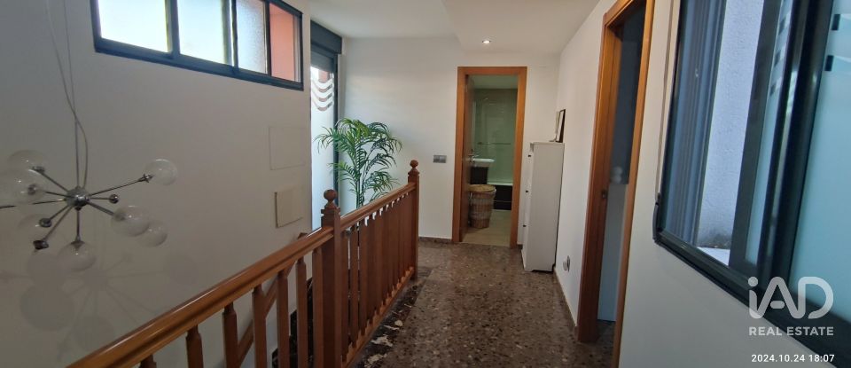 Dúplex 3 habitaciones de 91 m² en Castellón de la Plana/Castelló de la Plana (12006)