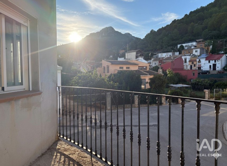 Casa de poble 2 habitacions de 290 m² a Sagra (03795)