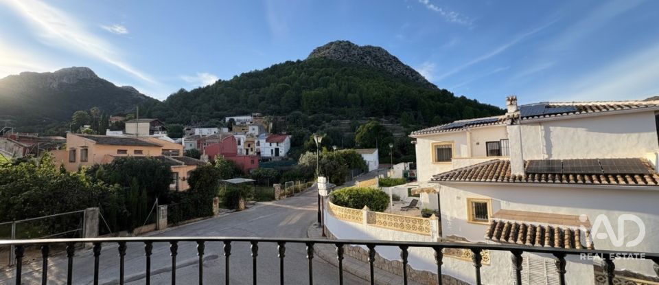 Casa de poble 2 habitacions de 290 m² a Sagra (03795)