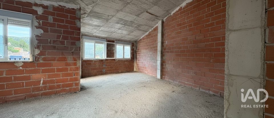 Casa de poble 2 habitacions de 290 m² a Sagra (03795)