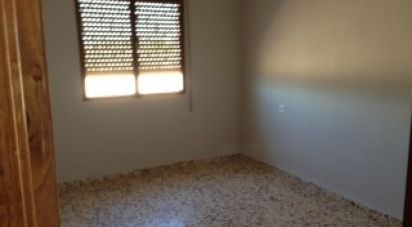 Country home 4 bedrooms of 185 m² in Los Almagros (30333)