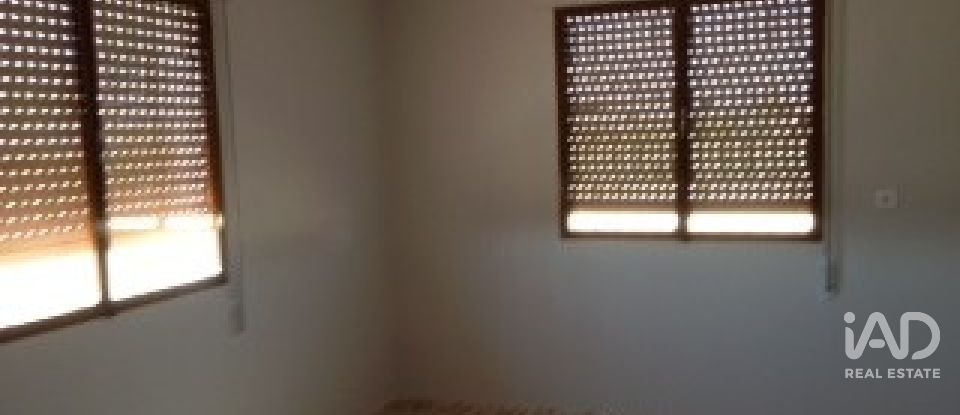 Country home 4 bedrooms of 185 m² in Los Almagros (30333)