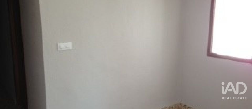 Country home 4 bedrooms of 185 m² in Los Almagros (30333)