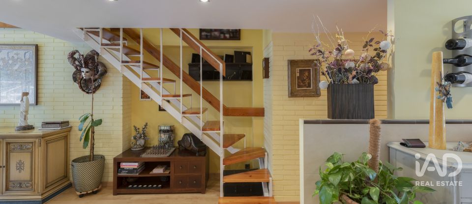 Dúplex 4 habitaciones de 111 m² en Gavà (08850)