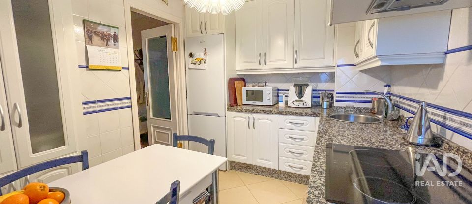 Piso 4 habitaciones de 117 m² en Huelva (21007)