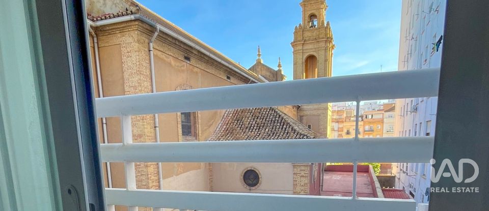 Piso 4 habitaciones de 117 m² en Huelva (21007)