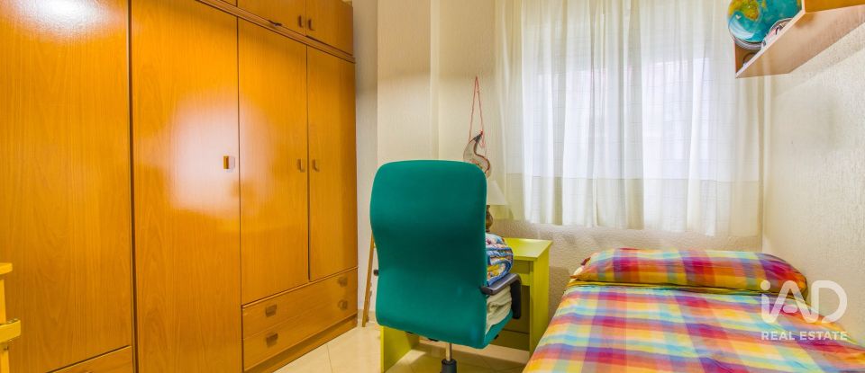 Piso 4 habitaciones de 117 m² en Huelva (21007)