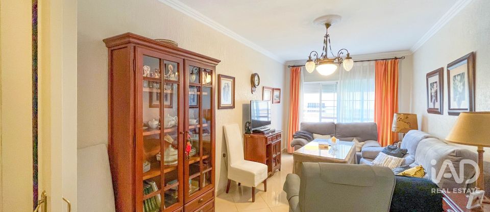 Piso 4 habitaciones de 117 m² en Huelva (21007)