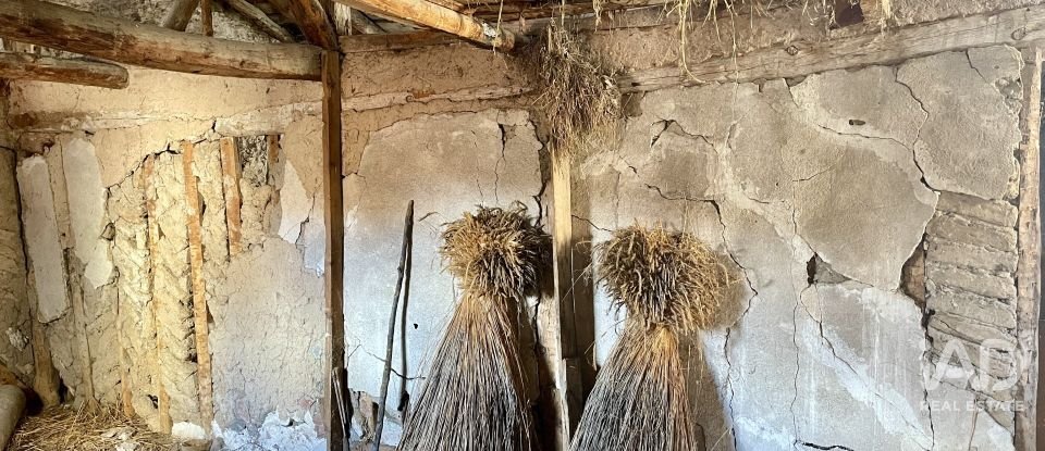 Casa 0 habitacions de 208 m² a Turégano (40370)