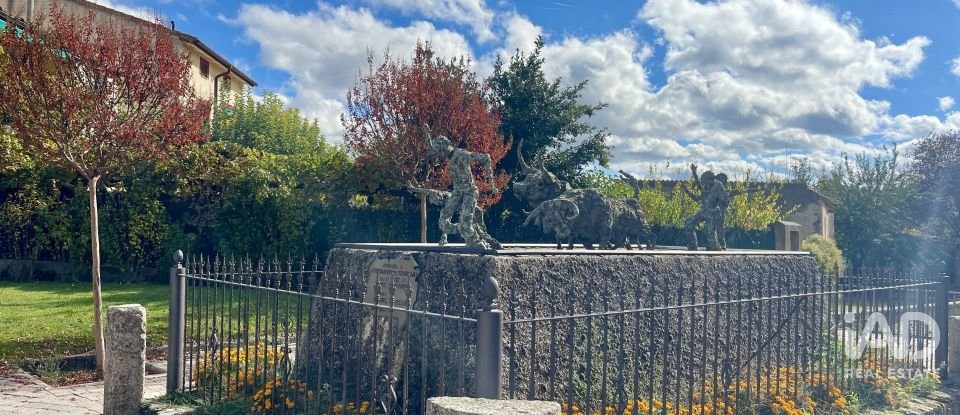 Casa 0 habitacions de 208 m² a Turégano (40370)