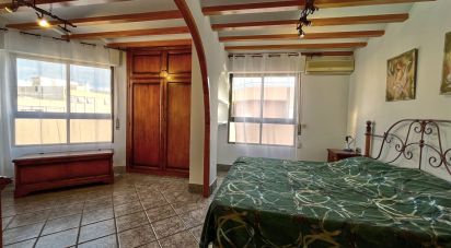 Apartment 2 bedrooms of 130 m² in Novelda (03660)