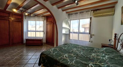 Apartment 2 bedrooms of 130 m² in Novelda (03660)