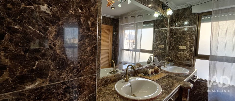 Pis 2 habitacions de 130 m² a Novelda (03660)