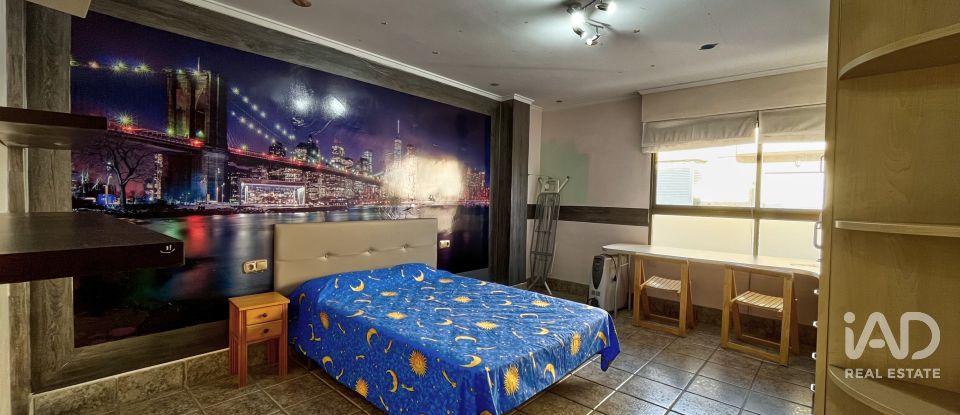 Pis 2 habitacions de 130 m² a Novelda (03660)