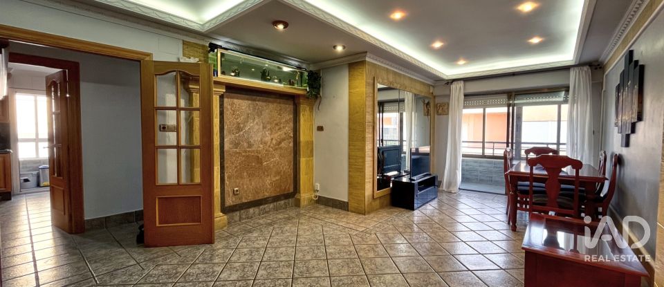 Pis 2 habitacions de 130 m² a Novelda (03660)