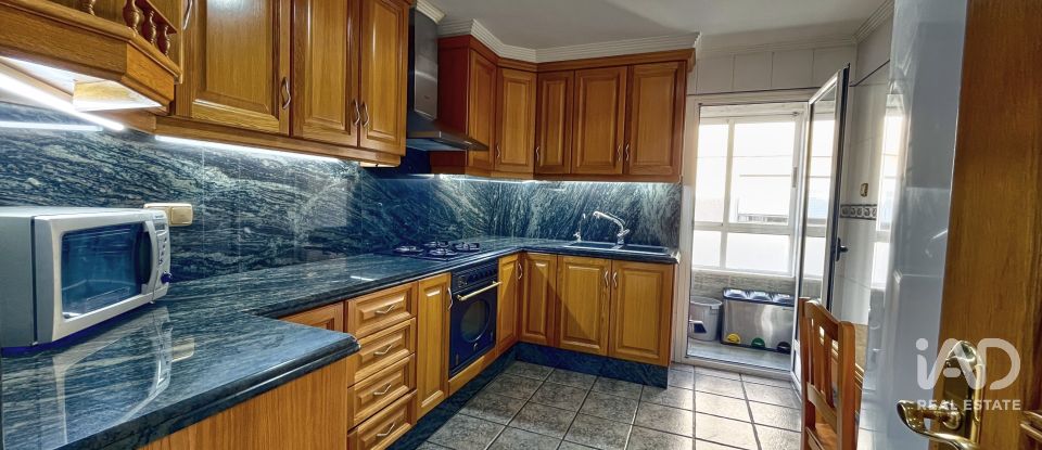 Pis 2 habitacions de 130 m² a Novelda (03660)