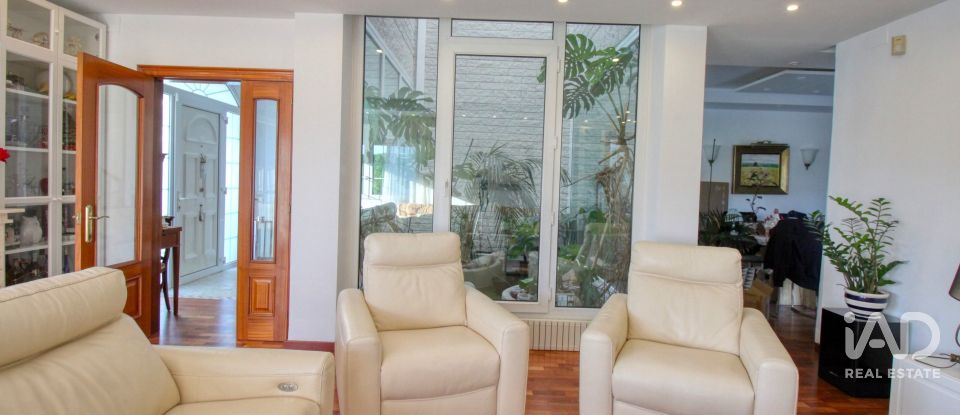 Casa senyorial 3 habitacions de 317 m² a Girona (17003)