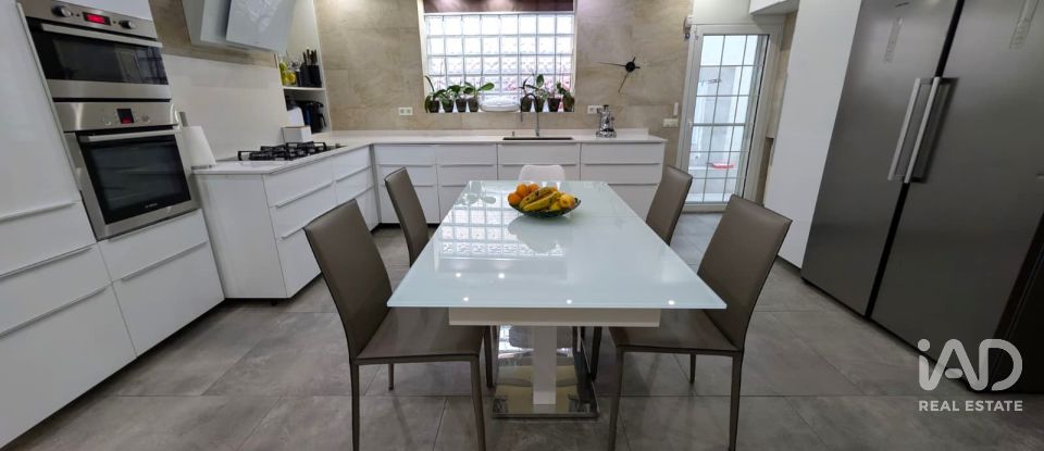 Casa senyorial 3 habitacions de 317 m² a Girona (17003)