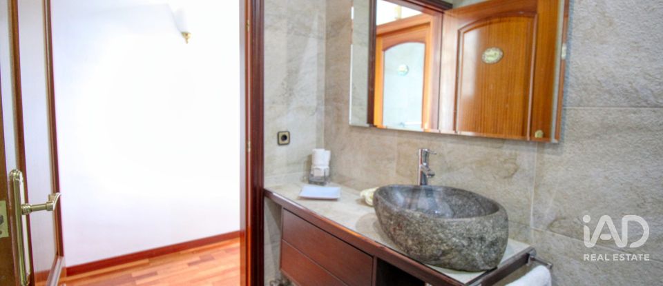 Casa senyorial 3 habitacions de 317 m² a Girona (17003)