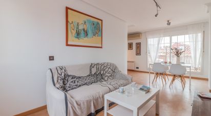 Àtic 3 habitacions de 105 m² a Madrid (28039)