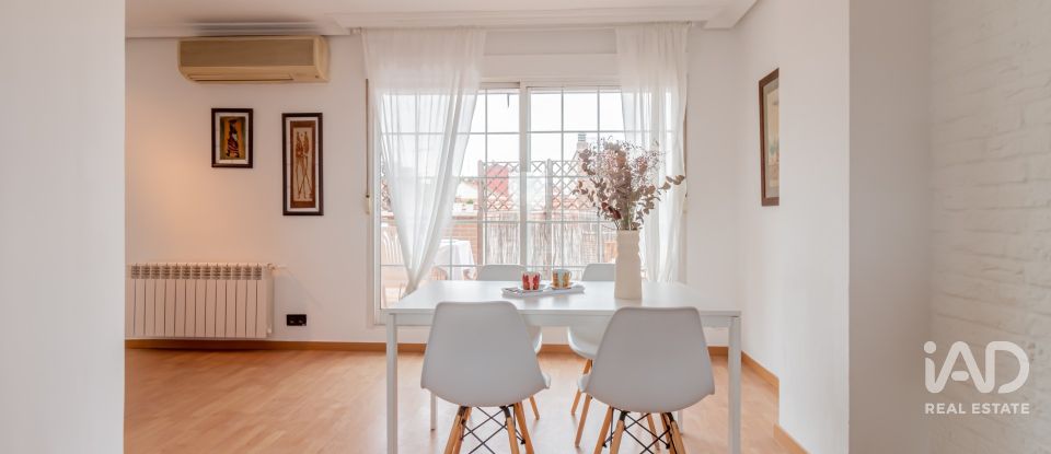 Àtic 3 habitacions de 105 m² a Madrid (28039)