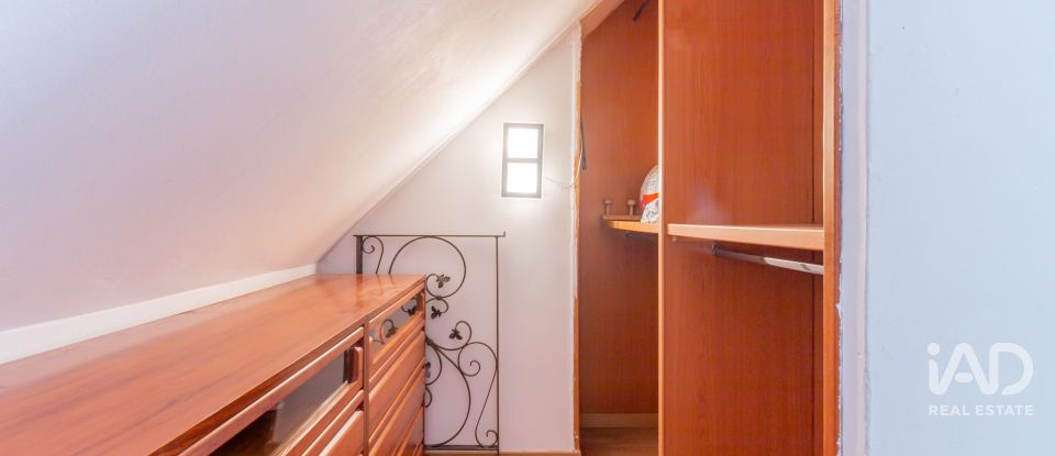 Àtic 3 habitacions de 105 m² a Madrid (28039)