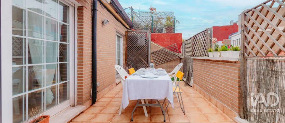 Àtic 3 habitacions de 105 m² a Madrid (28039)