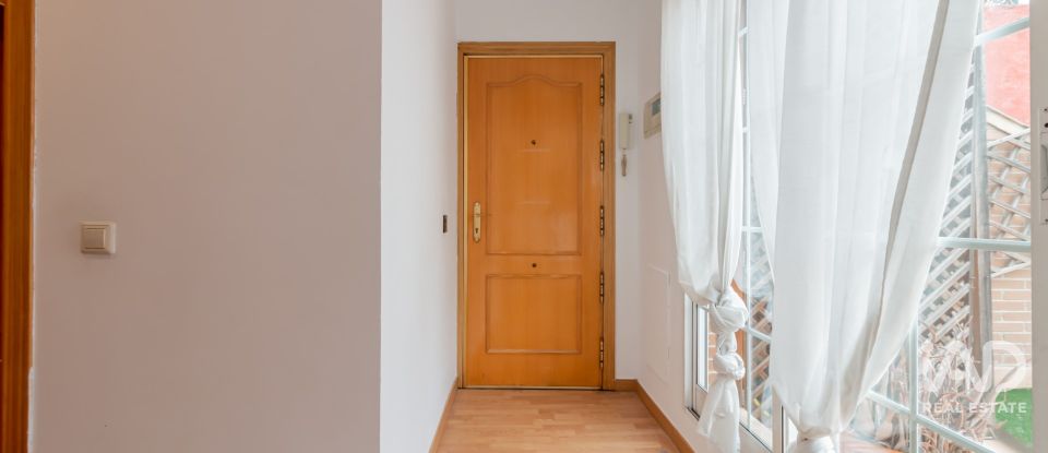 Àtic 3 habitacions de 105 m² a Madrid (28039)